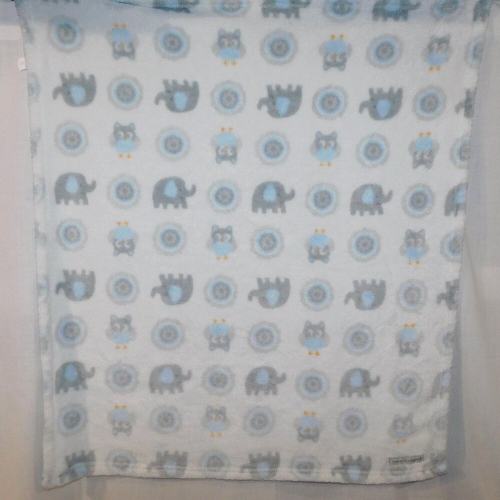 Blankets & Beyond White Gray Blue Elephant Owl Pattern Plush Fleece Baby Blanket